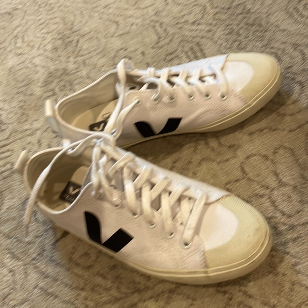 Vera canvas shoes. Used w plenty of use left. US-7, EUR-38.
